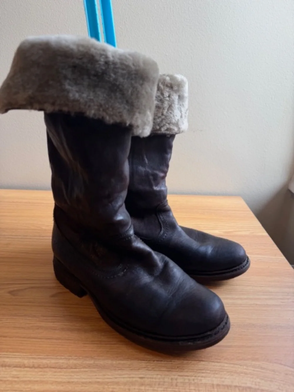 Frye Valerie Sherling boots
